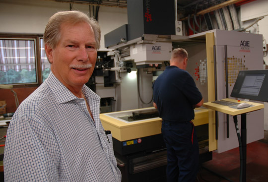 Miform AB investerar i nya maskiner.